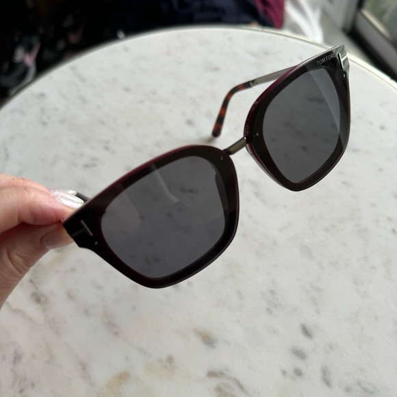 Tom Ford Philippa Sunglasses - Picture 7 of 10